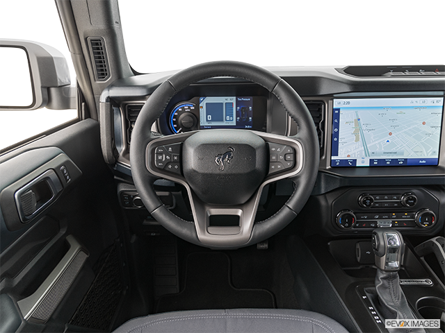 2022 Ford Bronco | Steering wheel/Center Console