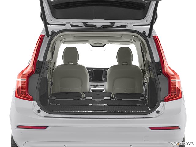 2024 Volvo XC90 | Hatchback & SUV rear angle