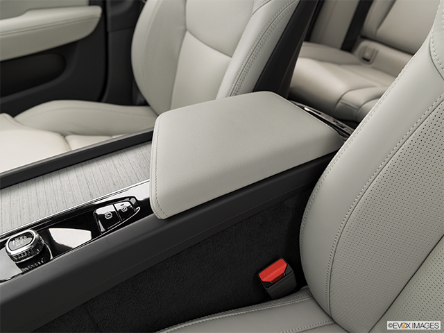 2024 Volvo V60 Cross Country | Front center console with closed lid, from driver’s side looking down