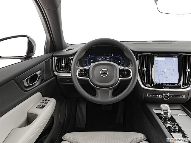 2023 Volvo V60 Cross Country | Steering wheel/Center Console