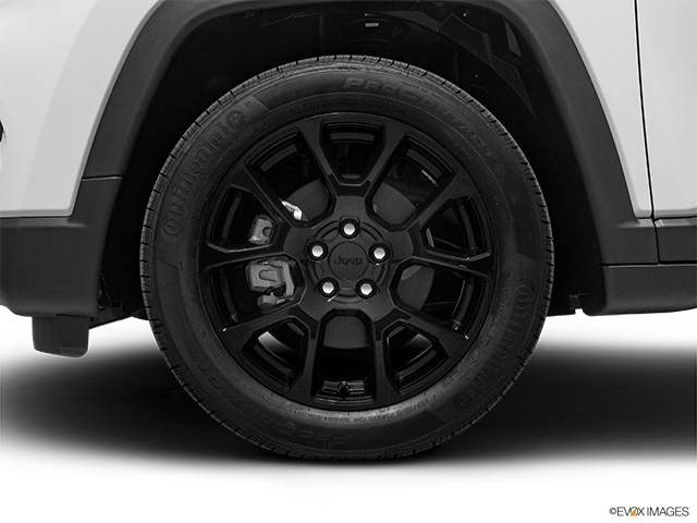 2022 Jeep Compass | Front Drivers side wheel at profile