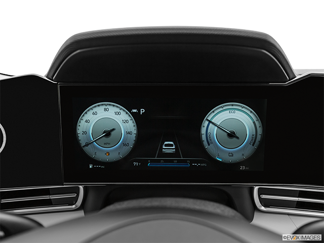 2024 Hyundai Elantra Hybrid | Speedometer/tachometer