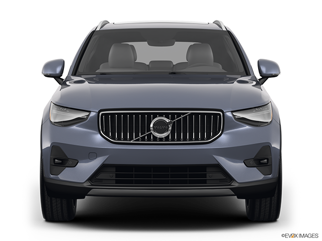 2025 Volvo XC40 | Low/wide front