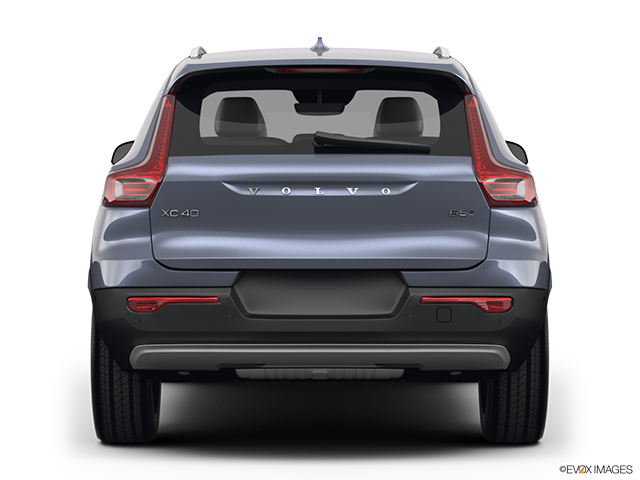 2025 Volvo XC40 | Low/wide rear