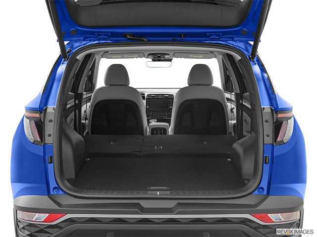 2024 Hyundai Tucson | Hatchback & SUV rear angle