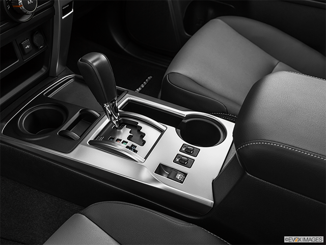2024 Toyota 4Runner | Gear shifter/center console