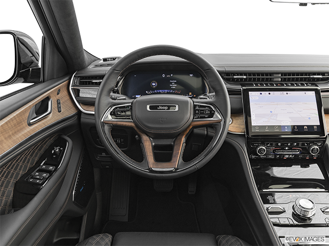 2024 Jeep Grand Cherokee | Steering wheel/Center Console
