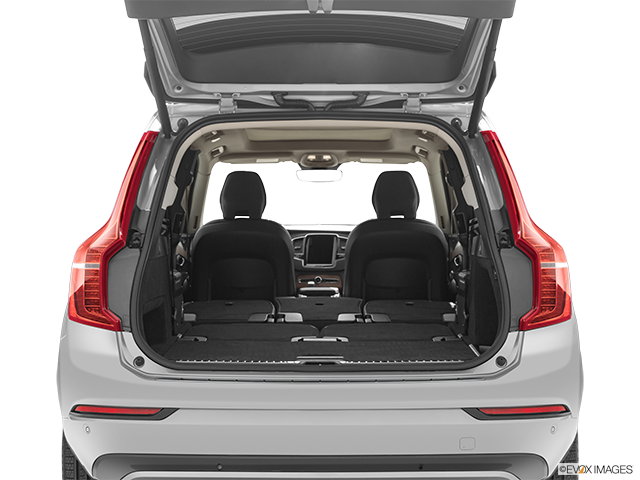 2023 Volvo XC90 | Hatchback & SUV rear angle