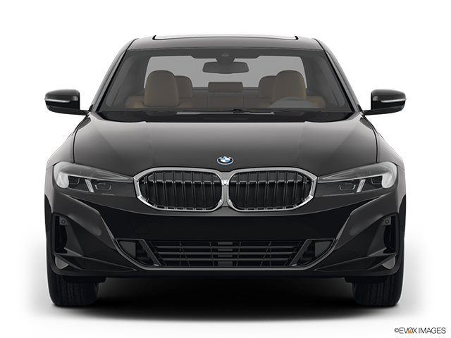 2024 BMW 3 Series | Low/wide front