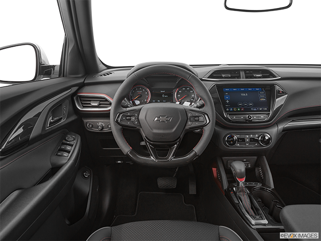 2023 Chevrolet TrailBlazer | Steering wheel/Center Console