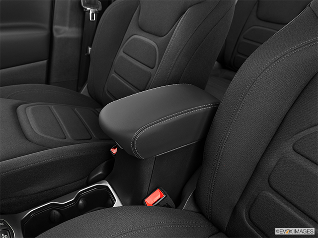 2022 Jeep Renegade | Front center console with closed lid, from driver’s side looking down