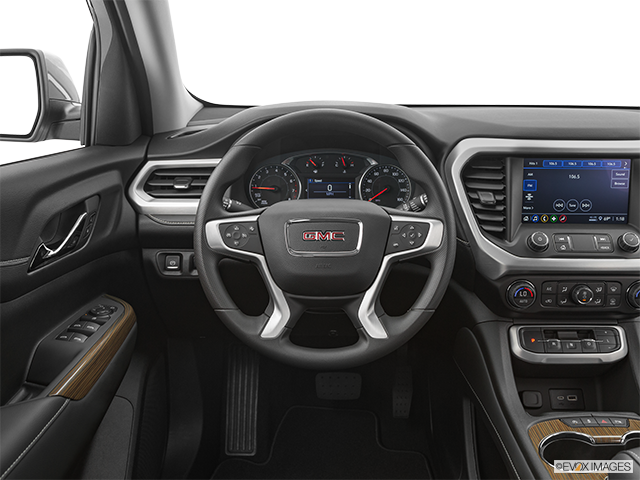2023 GMC Acadia | Steering wheel/Center Console