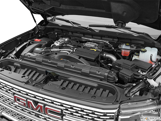 2023 GMC Sierra 2500HD | Engine