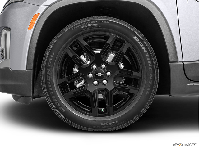 2023 Chevrolet Traverse | Front Drivers side wheel at profile