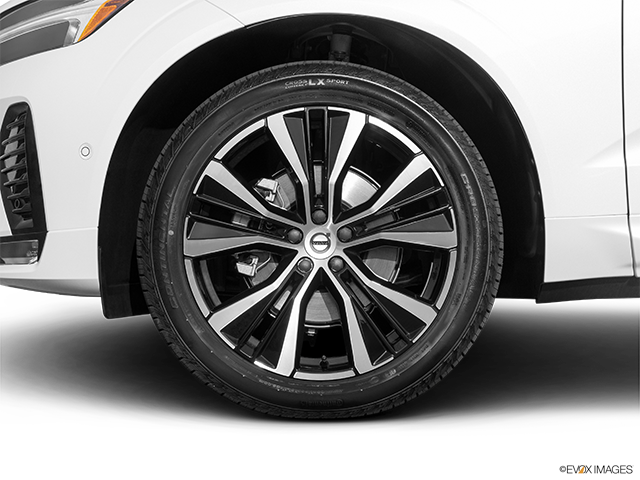 2023 Volvo XC60 | Front Drivers side wheel at profile