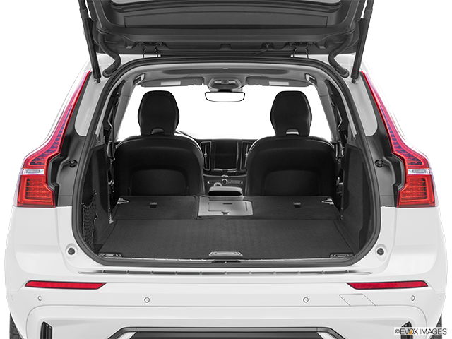 2023 Volvo XC60 | Hatchback & SUV rear angle