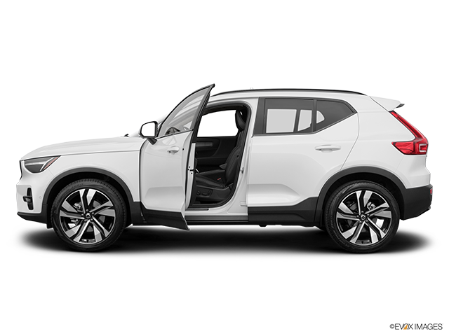 2023 Volvo XC40 | Driver's side profile with drivers side door open