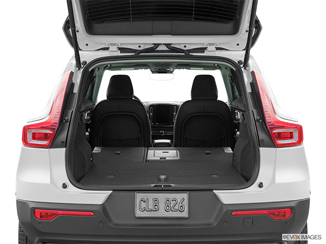 2024 Volvo XC40 | Hatchback & SUV rear angle