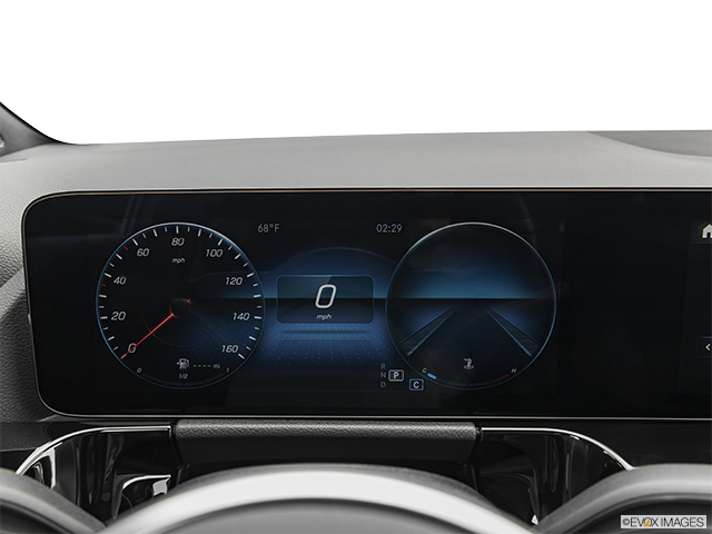 2024 Mercedes-Benz GLA | Speedometer/tachometer