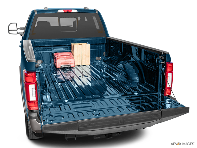 2022 Ford F-250 Super Duty | Trunk props