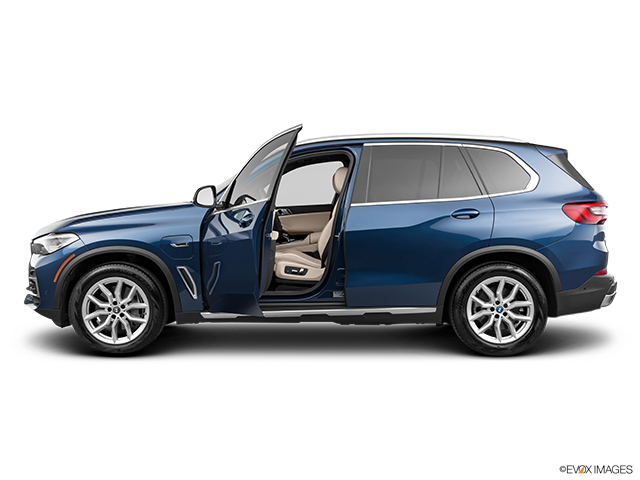 2022 BMW X5 | Driver's side profile with drivers side door open