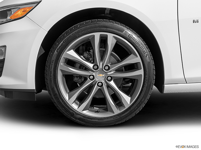 2022 Chevrolet Malibu | Front Drivers side wheel at profile