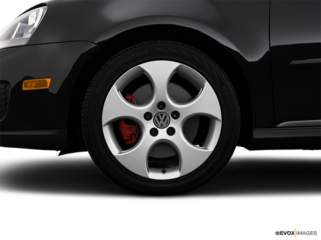 2009 Volkswagen GTI | Front Drivers side wheel at profile