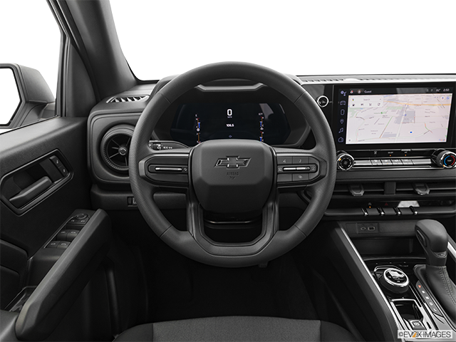 2024 Chevrolet Colorado | Steering wheel/Center Console