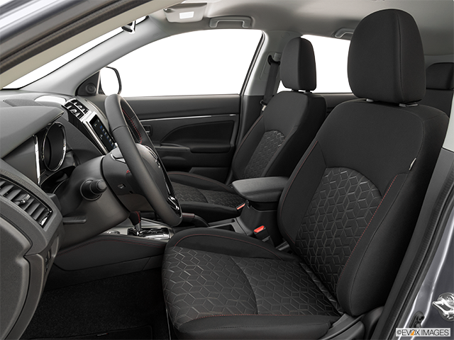 2024 Mitsubishi RVR | Front seats from Drivers Side