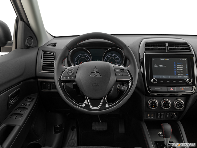 2024 Mitsubishi RVR | Steering wheel/Center Console