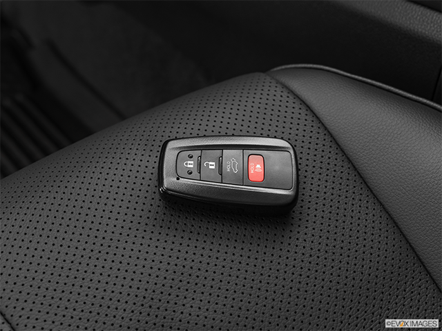 2024 Toyota Highlander | Key fob on driver’s seat