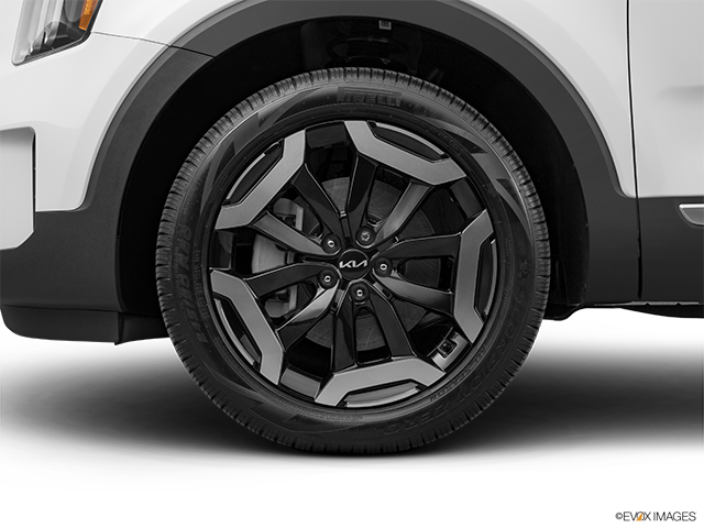 2024 Kia Telluride | Front Drivers side wheel at profile