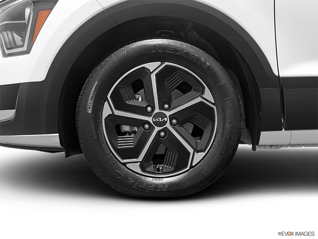 2024 Kia Niro | Front Drivers side wheel at profile