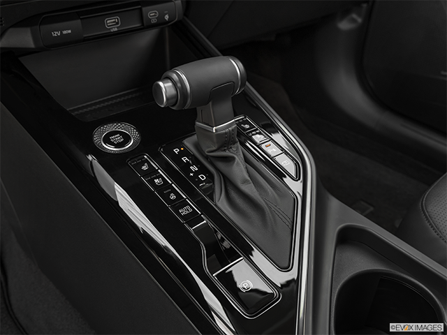 2024 Kia Niro | Gear shifter/center console