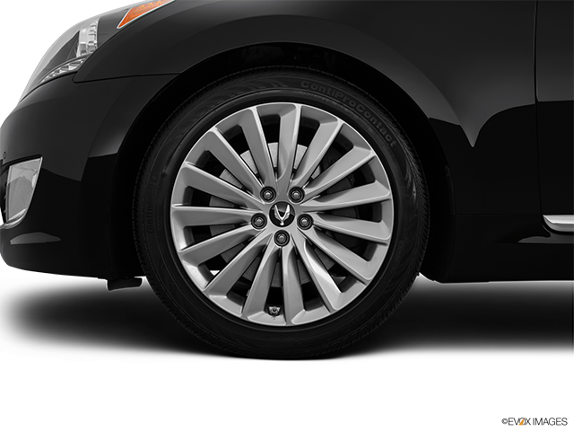 2015 Hyundai Equus | Front Drivers side wheel at profile