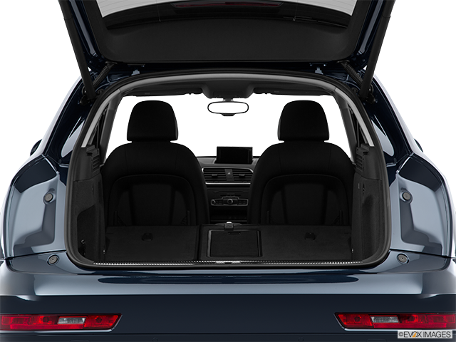 2015 Audi Q3 | Hatchback & SUV rear angle