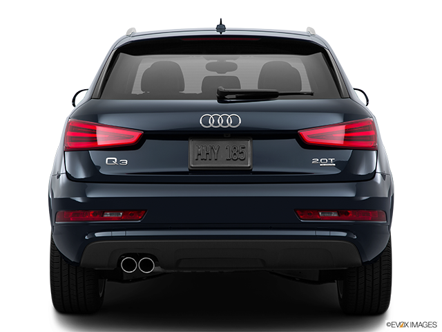 2015 Audi Q3 | Low/wide rear