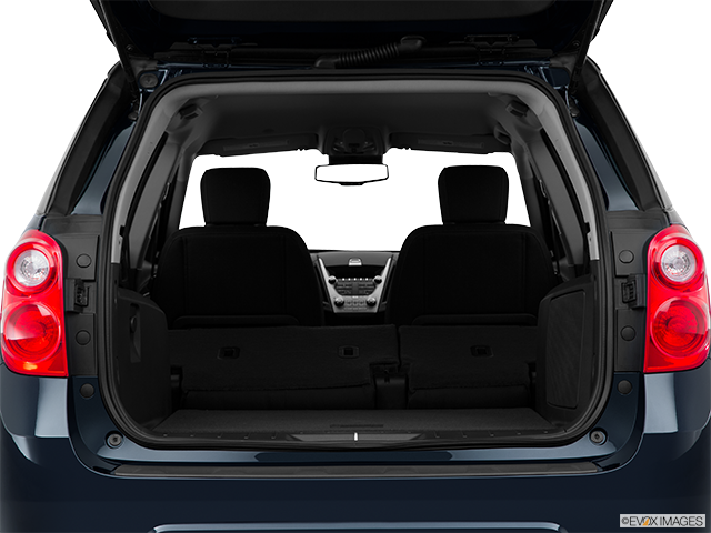 2015 Chevrolet Equinox | Hatchback & SUV rear angle