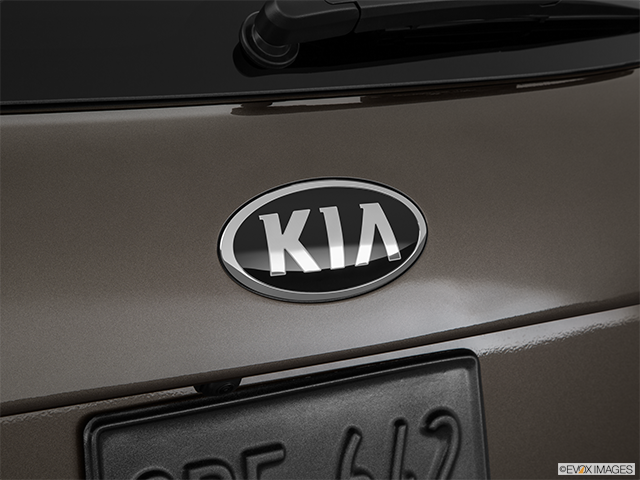 2015 Kia Sorento | Rear manufacturer badge/emblem