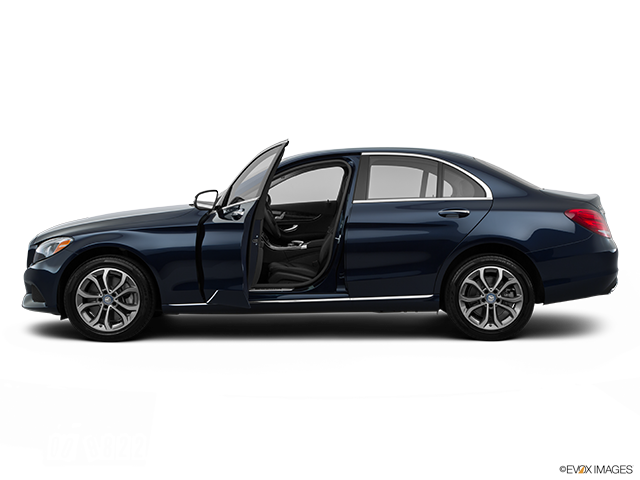2015 Mercedes-Benz Classe C | Driver's side profile with drivers side door open