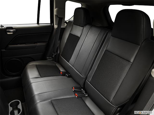 2015 Jeep Compass | Rear seats from Drivers Side