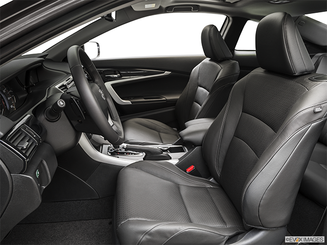 2015 Honda Coupé Accord | Front seats from Drivers Side