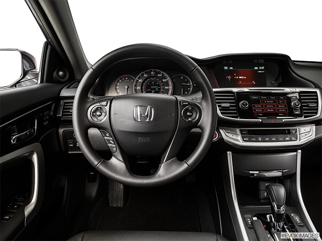 2015 Honda Coupé Accord | Steering wheel/Center Console