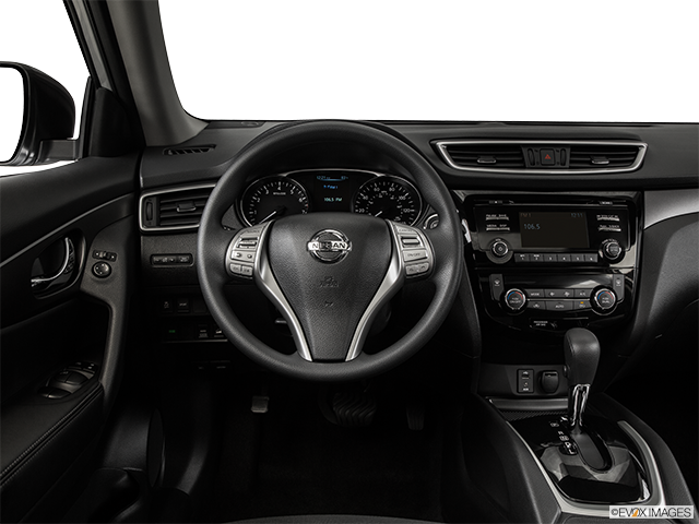 2015 Nissan Rogue | Steering wheel/Center Console