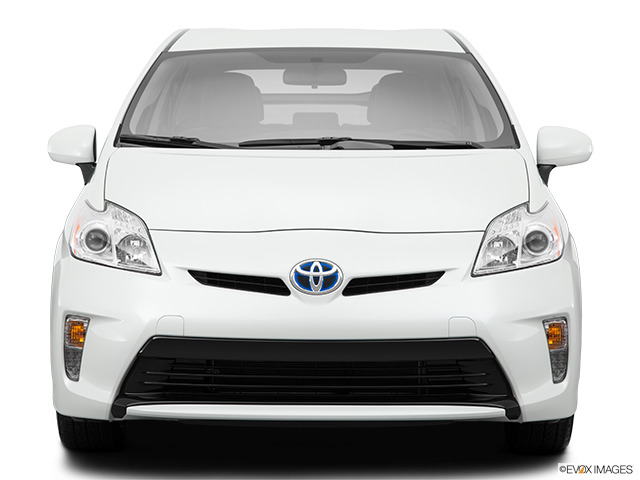 2015 Toyota Prius | Low/wide front