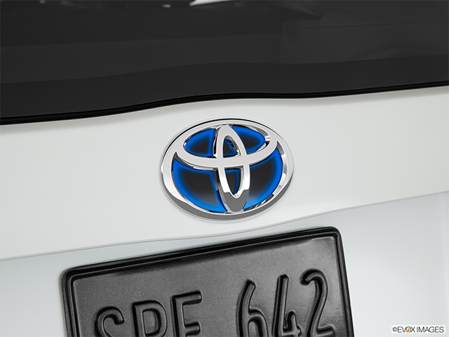 2015 Toyota Prius | Rear manufacturer badge/emblem