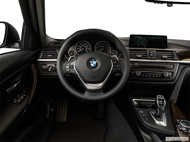2015 BMW 3 Series | Steering wheel/Center Console