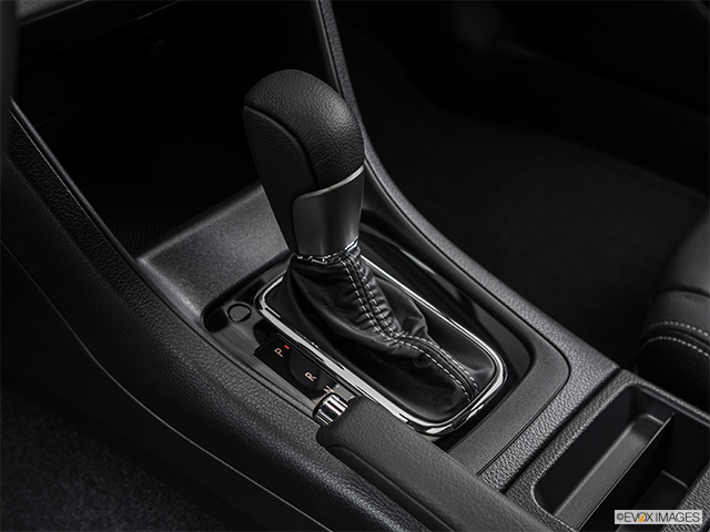 2015 Subaru XV Crosstrek | Gear shifter/center console