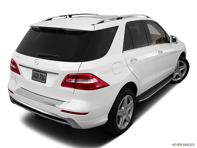 2015 Mercedes-Benz M-Class | Rear 3/4 angle view