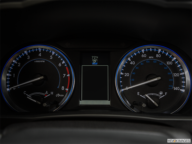 2015 Toyota Highlander | Speedometer/tachometer
